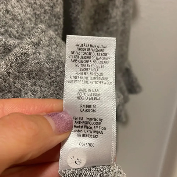 Anthropologie woman’s grey three quarter length sleeve sweater - Picture 9 of 9